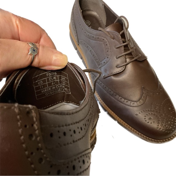 Classic Brown Oxford Shoes 11M - Picture 10 of 12